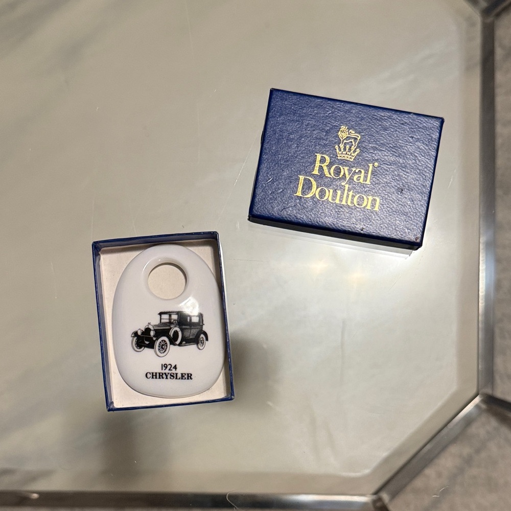 Royal Doulton White and Blue Keychain